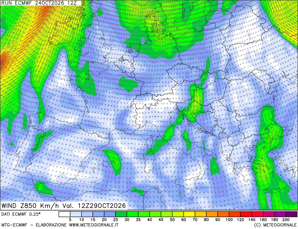 mappa Direzione e forza del vento a 850hPa
