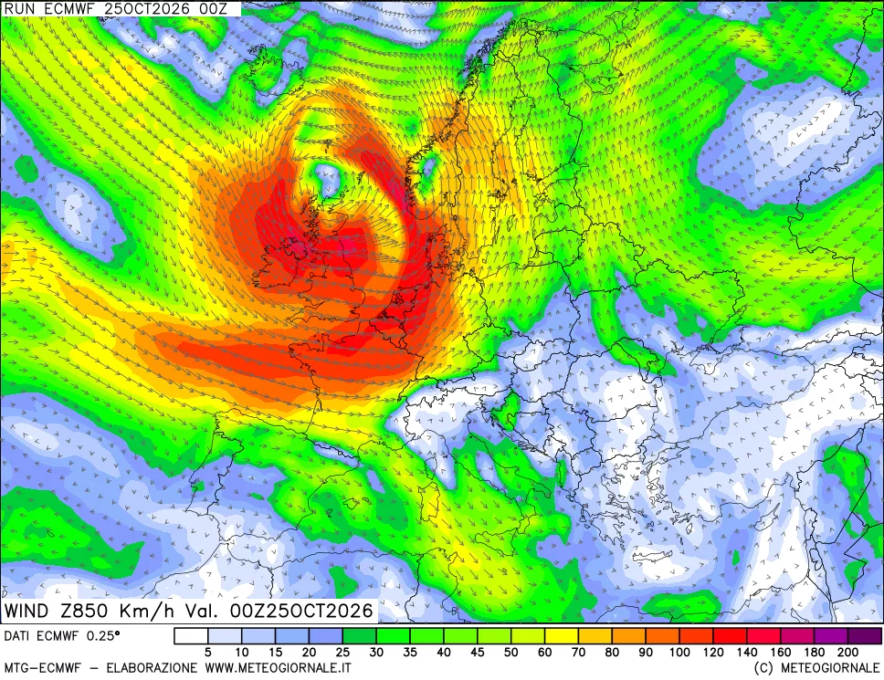 mappa Direzione e forza del vento a 850hPa