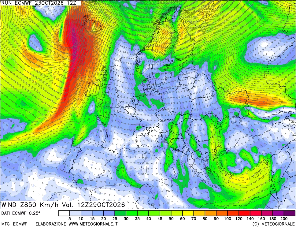 mappa Direzione e forza del vento a 850hPa