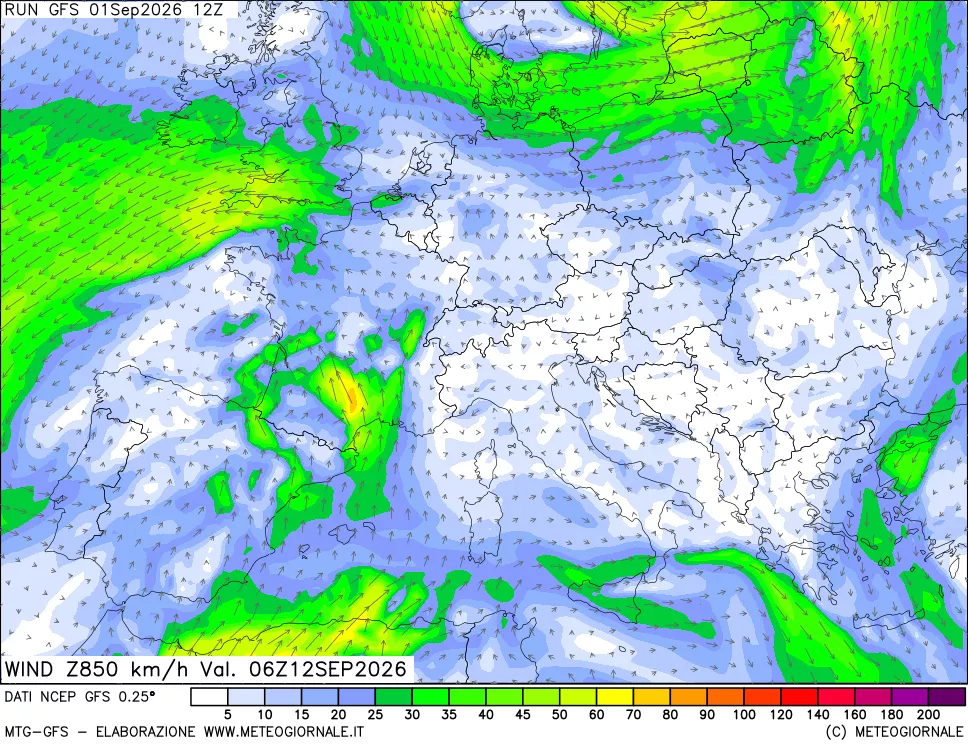 mappa 850 hPa Vento forza e direzione