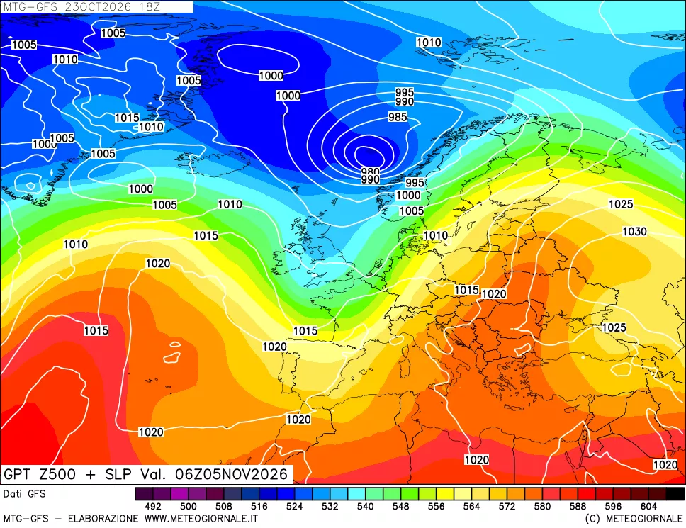 mappa GFS: Geopotenziale a 500 hPa + Pressione sul livello del mare