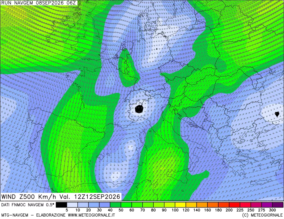 mappa Direzione e forza del vento a 500hPa