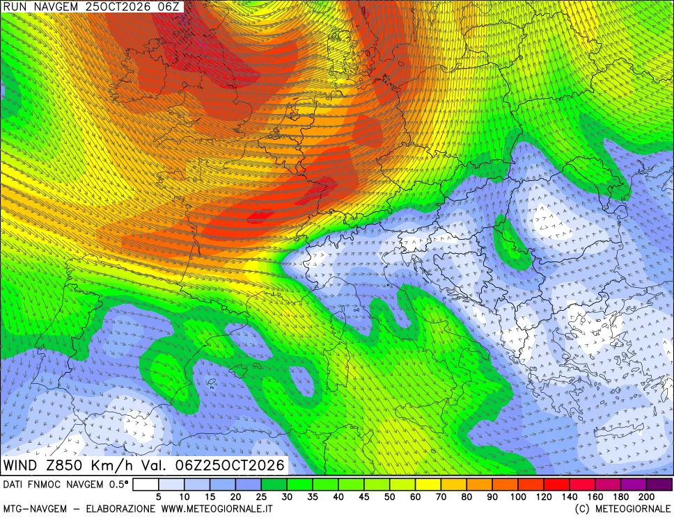 mappa Direzione e forza del vento a 850hPa