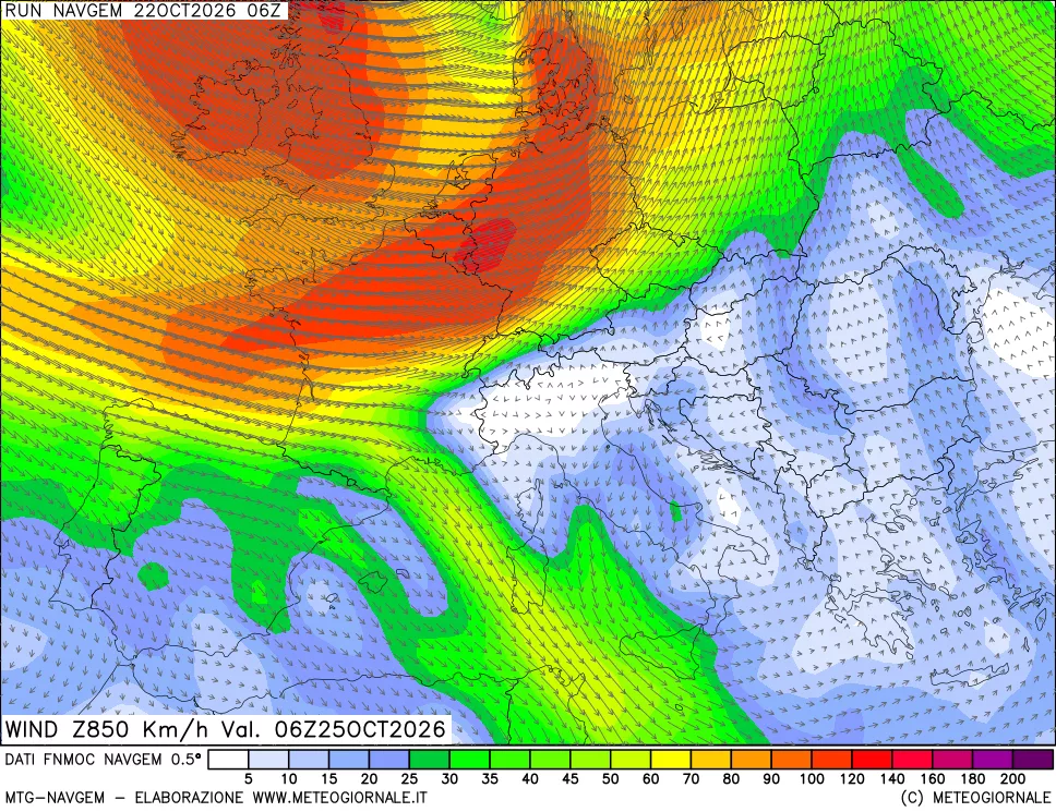 mappa Direzione e forza del vento a 850hPa