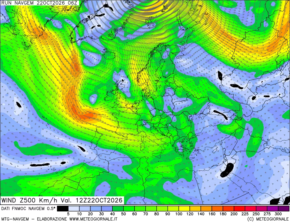 mappa Direzione e forza del vento a 500hPa
