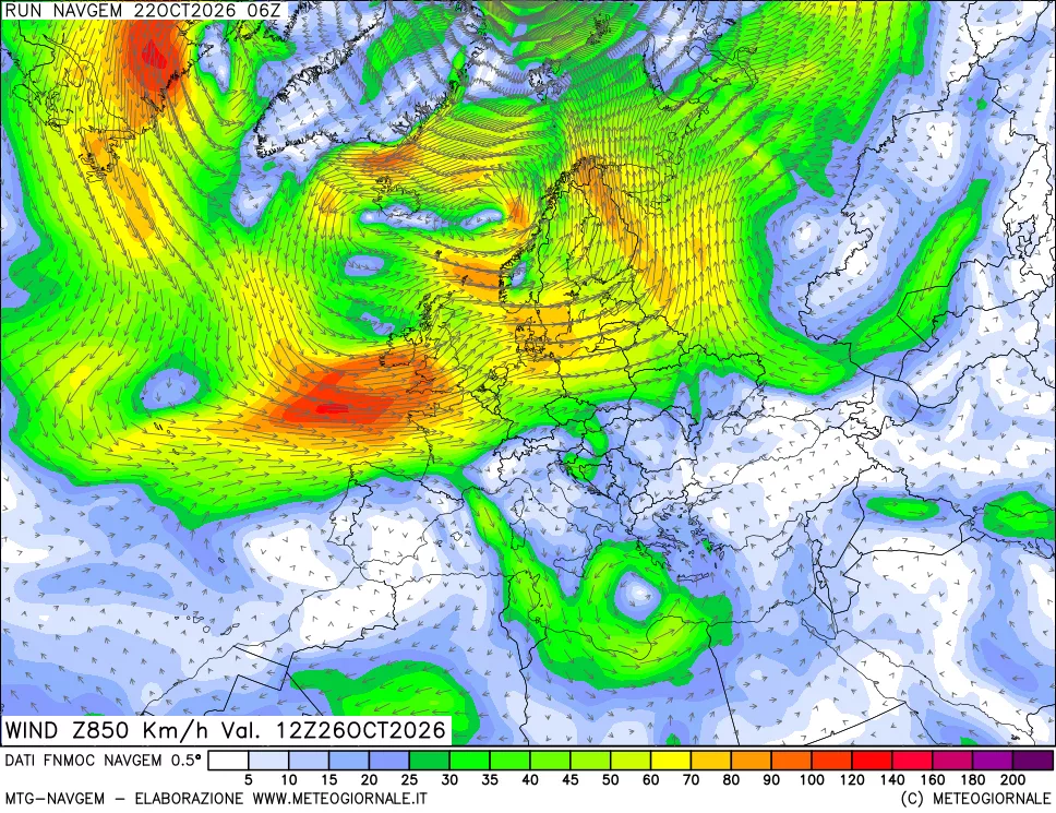mappa Direzione e forza del vento a 850hPa