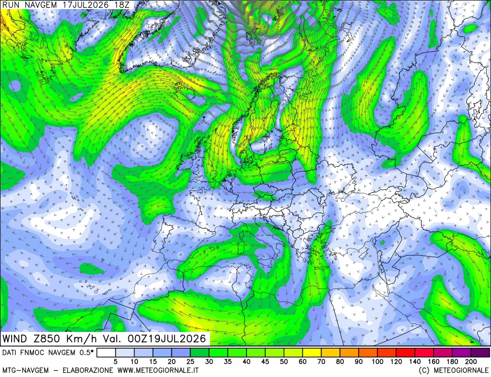 mappa Direzione e forza del vento a 850hPa
