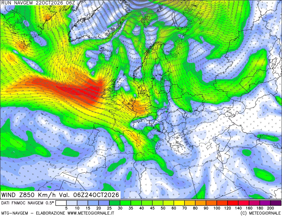 mappa Direzione e forza del vento a 850hPa