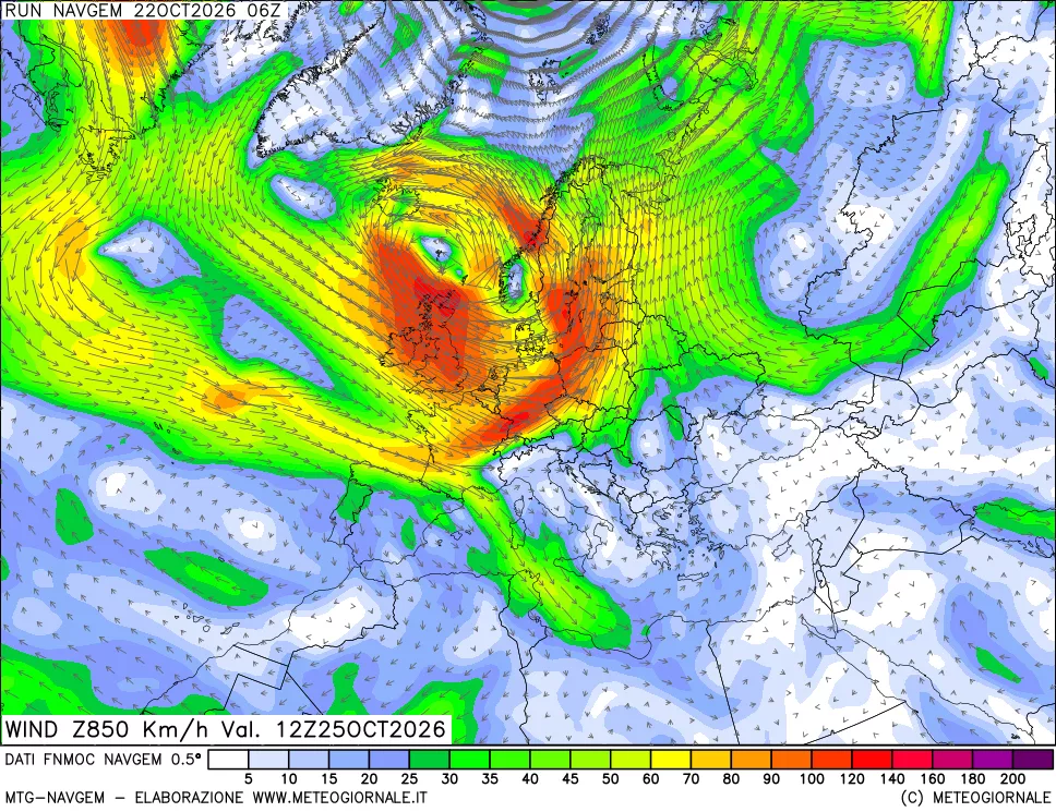 mappa Direzione e forza del vento a 850hPa