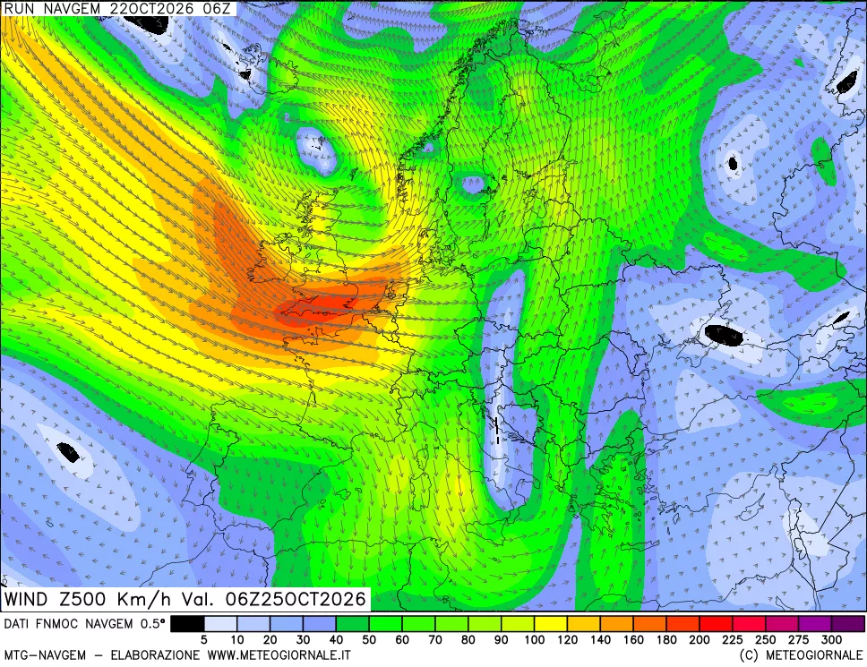 mappa Direzione e forza del vento a 500hPa