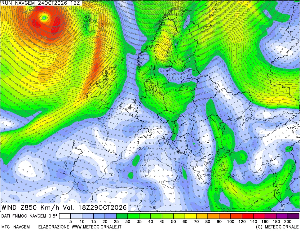 mappa Direzione e forza del vento a 850hPa
