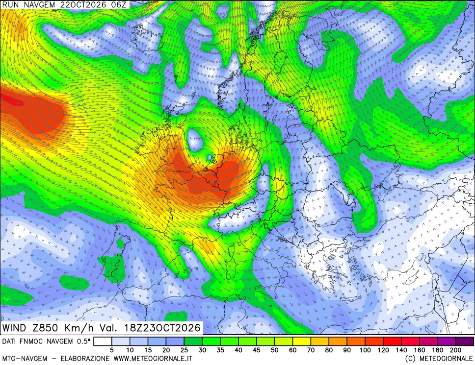 mappa Direzione e forza del vento a 850hPa