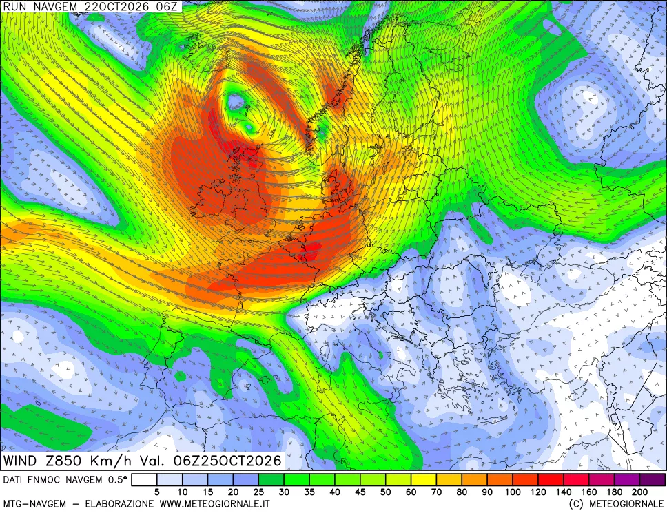 mappa Direzione e forza del vento a 850hPa