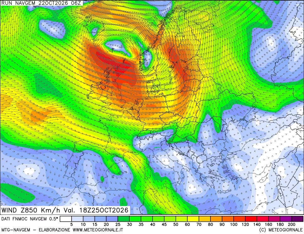 mappa Direzione e forza del vento a 850hPa