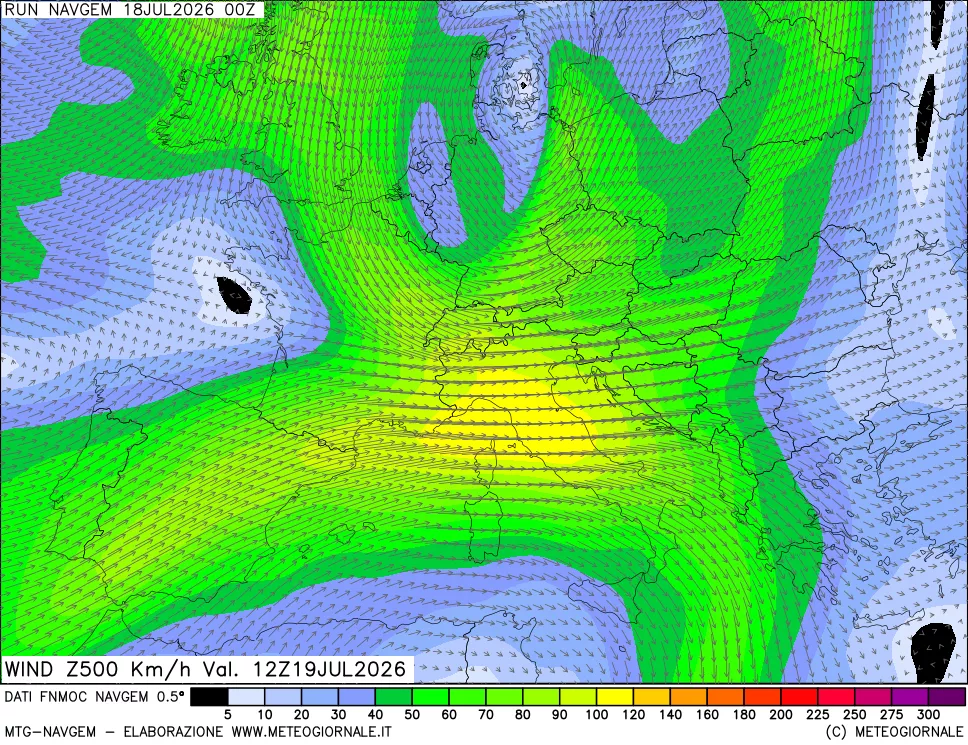 mappa Direzione e forza del vento a 500hPa