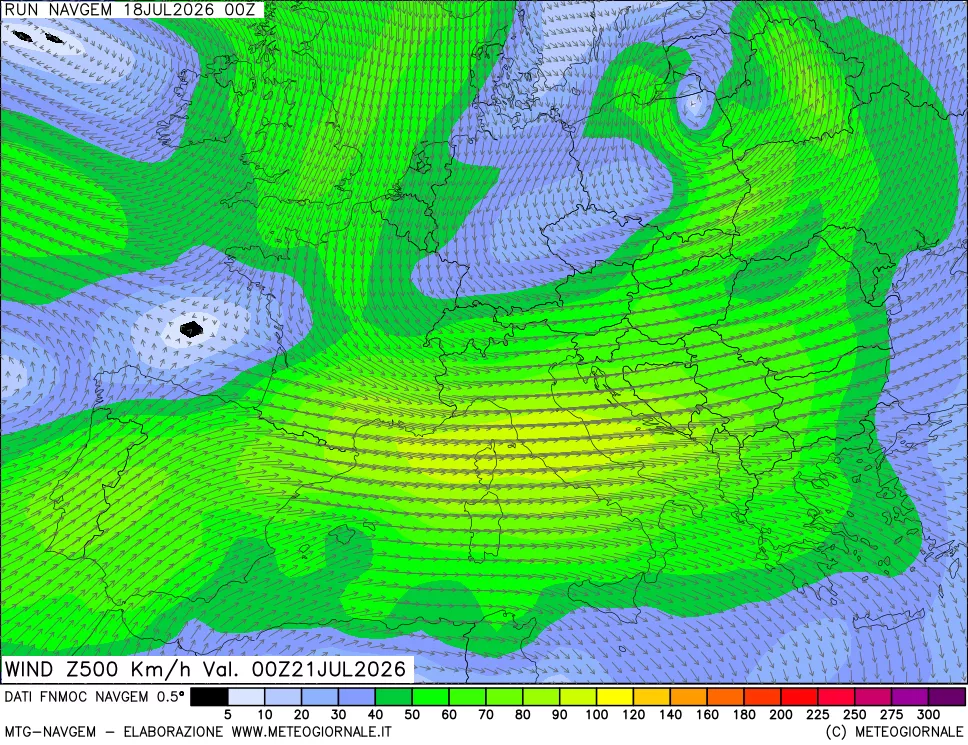 mappa Direzione e forza del vento a 500hPa