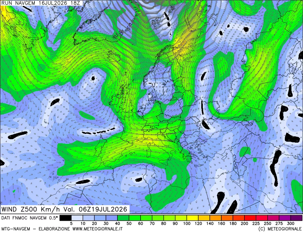 mappa Direzione e forza del vento a 500hPa